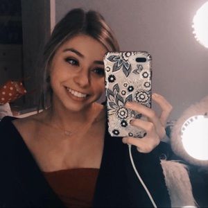 Meet your Posher, Payton